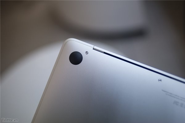 上市前偷跑了！蘋果12寸全新MacBook開箱