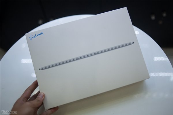 上市前偷跑了！蘋果12寸全新MacBook開箱