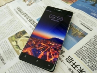 圖賞丨驚艷無邊框！OPPO R7真機照曝光