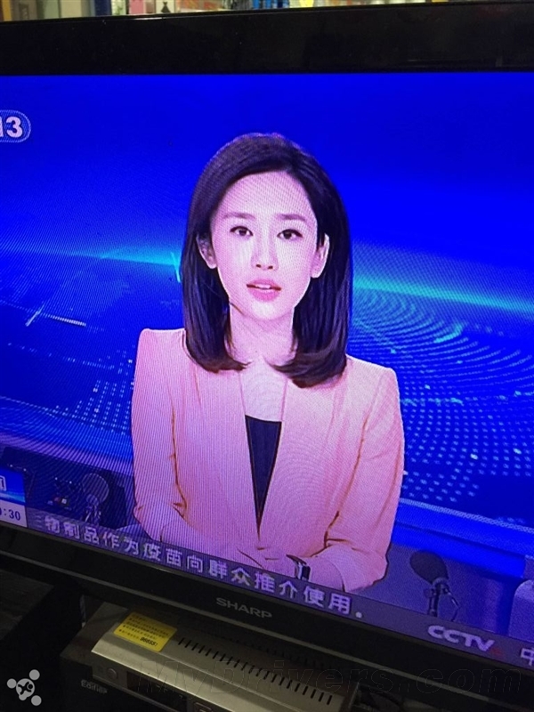 美女主播戴蘋果表售價(jià)曝光 央視：不禁止