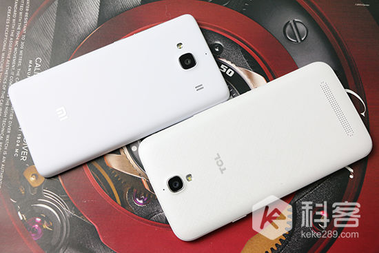 599元最強之爭！TCL ono P620M對比紅米2A評測
