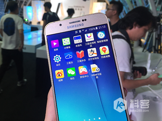 宅男女神也傾心 三星Galaxy A8華南發布
