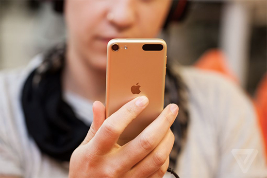 情懷依舊更加時尚 土豪金版iPod touch上手