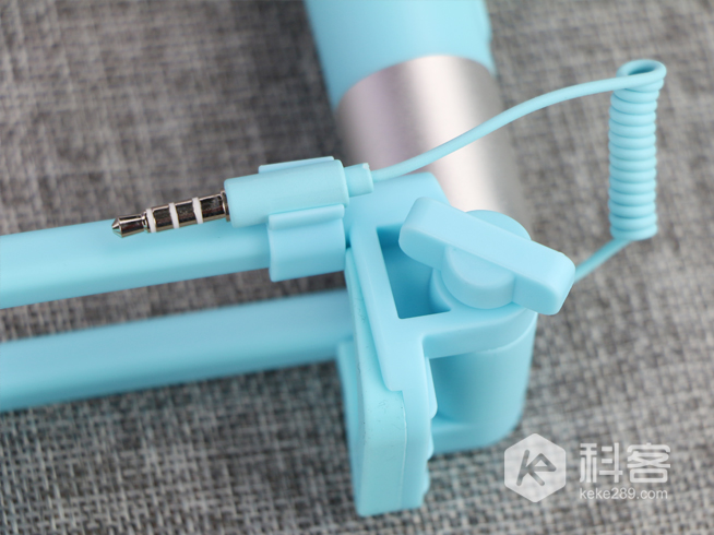 又騷又亮性價比高，OPPO自拍桿輕體驗