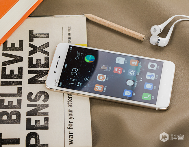 vivo X6圖賞：一體成型鑄就不一樣的金屬質感 