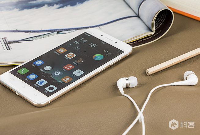 vivo X6圖賞：一體成型鑄就不一樣的金屬質感 
