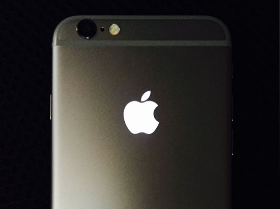 視頻：2分鐘教你給iPhone 6換個發(fā)光logo