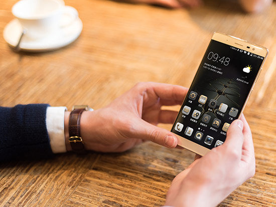 Mate 8勁敵，中興AXON天機MAX壓軸登場