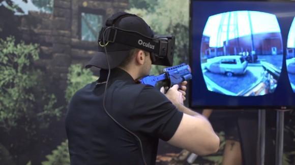 VR頭盔玩游戲不夠爽？加個虛擬現實跑步機試試