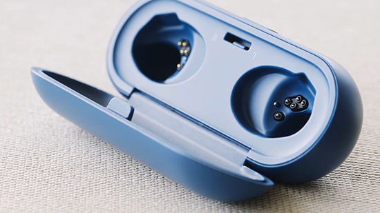 三星Gear IconX無線耳機開箱：外觀帥就夠了