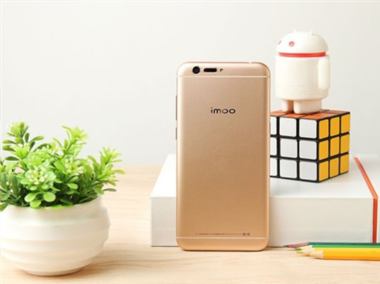 步步高imoo學習手機開賣 長得像iPhone售價不便宜