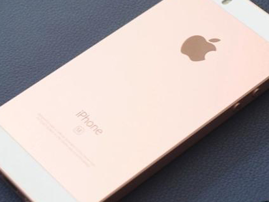 注定火爆不起！iPhone SE上市遇冷 庫存多沒人買