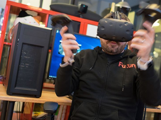 Nvidia宣布將完全解決VR眩暈問題：刷新率可達(dá)1700Hz！