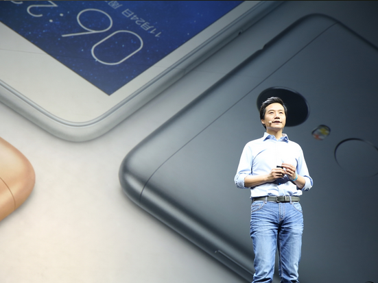 科客晚報：第二代格力手機現真身，360 N4外觀引風波
