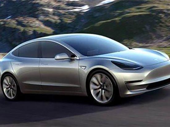 特斯拉Model 3預定量驚人，對手們都嚇呆了