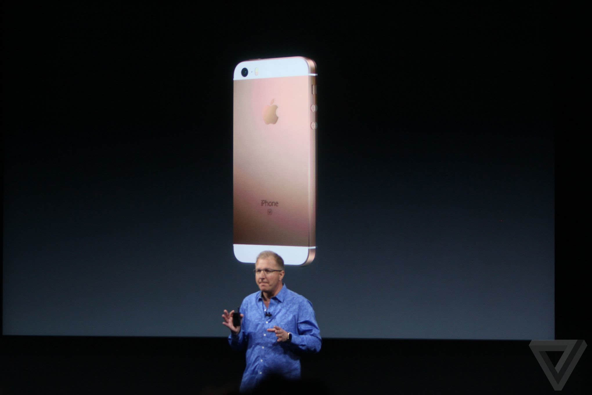 iPhone SE正式發布：售價感人 配置大亮！