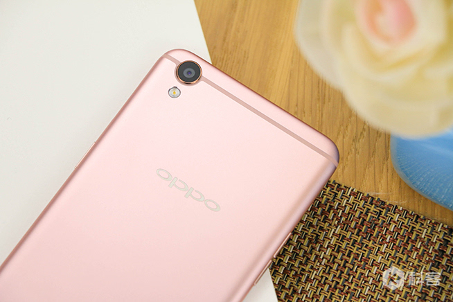 新萬人迷來了，OPPO R9體驗評測（附MM多圖自拍）