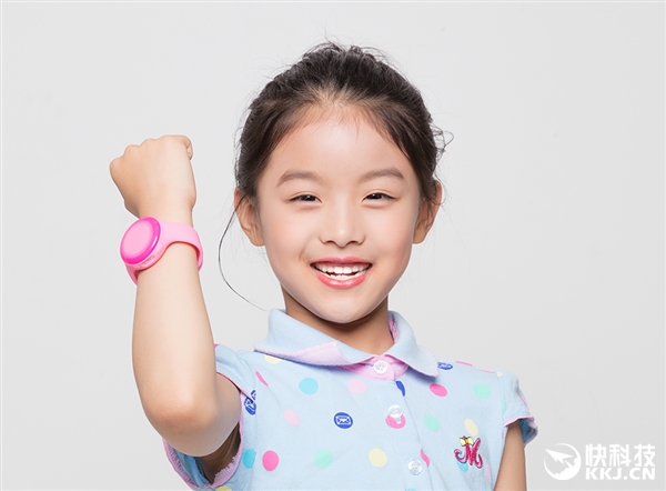 米兔電話(huà)也來(lái)了，支持雙向童話(huà)，五重定位