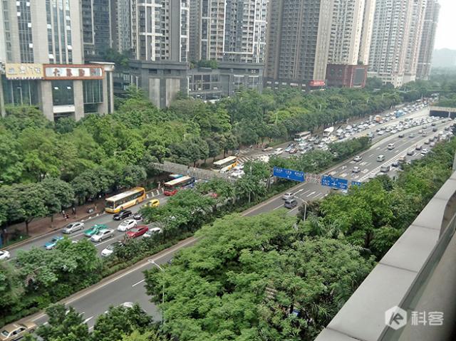 老一輩的好選擇，入門級手機360 f4上手簡評