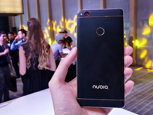 黑得漂亮 無邊框nubia Z11黑金版登場