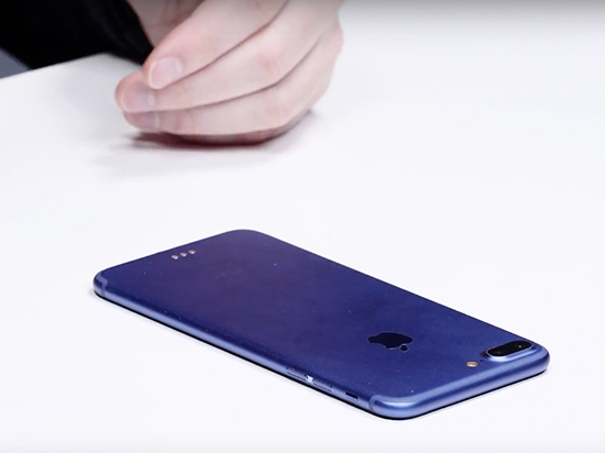 iPhone 7 Plus包裝盒曝光：附贈無線耳機(jī)？