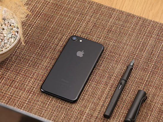 無(wú)線(xiàn)充電沒(méi)用？它或許跟新iPhone很配哦