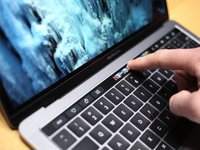 電源鍵沒了 新MacBook Pro要怎么開關機？