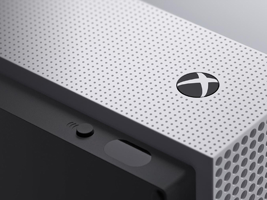 Xbox One S推出新促銷：買主機送手柄