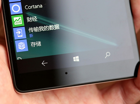 Win10旗艦手機再現！美國重賣微軟Lumia950
