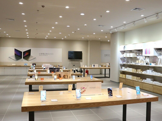 小米：今年開(kāi)200家實(shí)體店 然而多款手機(jī)至今仍缺貨