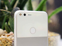 谷歌手機藥丸？Pixel 2代外形曝光：額頭下巴感人