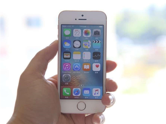 科客晚報(bào)：明年新iPhone或支持雙卡雙待，華為OV無(wú)緣高端機(jī)出貨前十