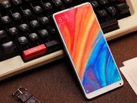 加量不加價！小米MIX 2S發布，相機媲美iPhone X