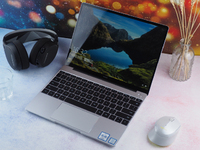 華為MateBook 13圖賞：顏值性能兼備 輕薄便攜全面屏