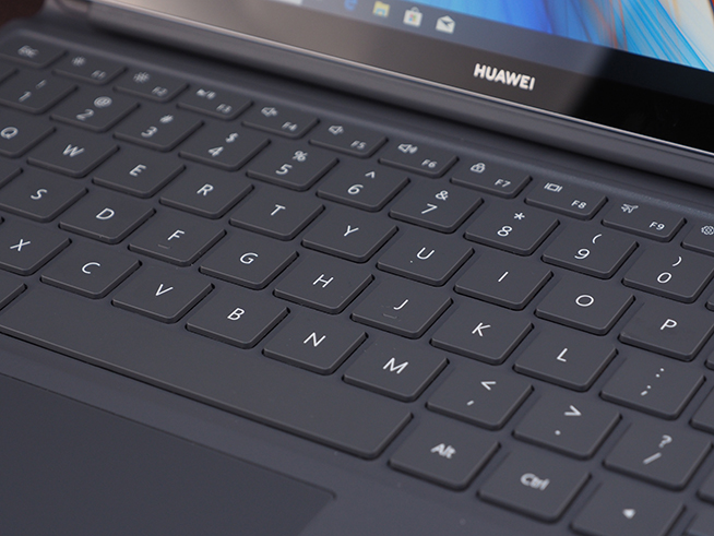 華為MateBook+E體驗(yàn)：全天在線+隨時(shí)辦公