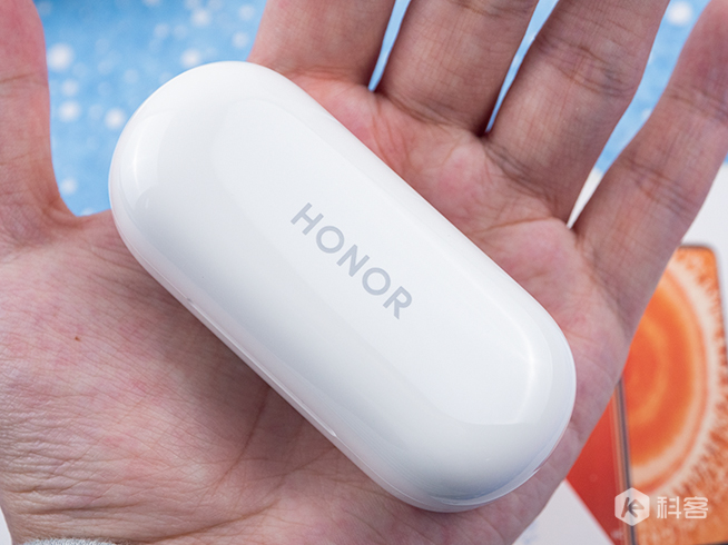 降噪媲美AirPods Pro，價錢不到一半！榮耀FlyPods 3評測