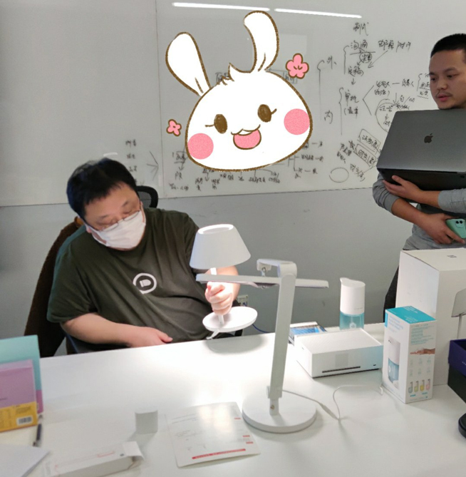 這次你會支持嗎？羅永浩回歸宣布將于愚人節直播帶貨