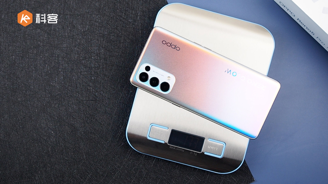 OPPO Reno5 Pro上手：顏值夠頂沒話說！首發獨家人像視頻新技術