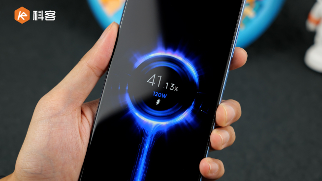 Redmi Note 12 Pro+上手：首發2億主攝！雙11內卷開始