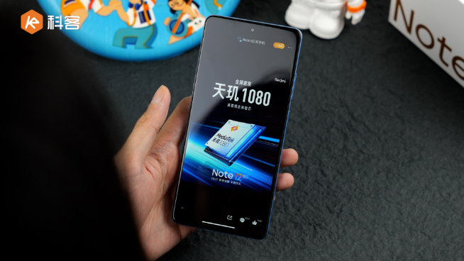 Redmi Note 12 Pro+上手：首發2億主攝！雙11內卷開始